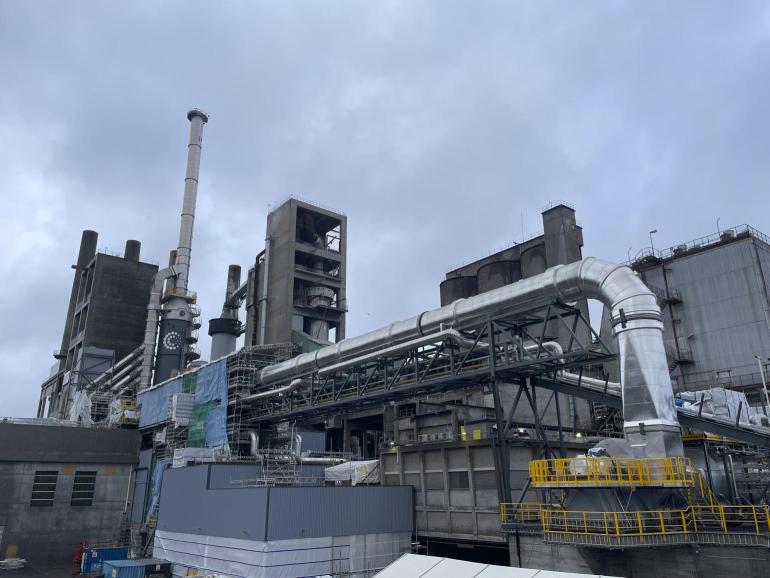 PutTheKettleOn, CC BY 4.0 , via Wikimedia Commons https://commons.wikimedia.org/wiki/File:Heidelberg_Brevik_Carbon_Capture.jpg.